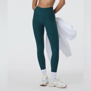 Vuori sz M Clean Elevation green High-Waist Leggings great pre owned cond